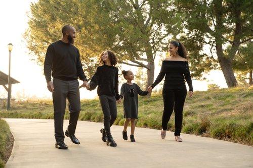 mobile - carousel-hero-element image-0