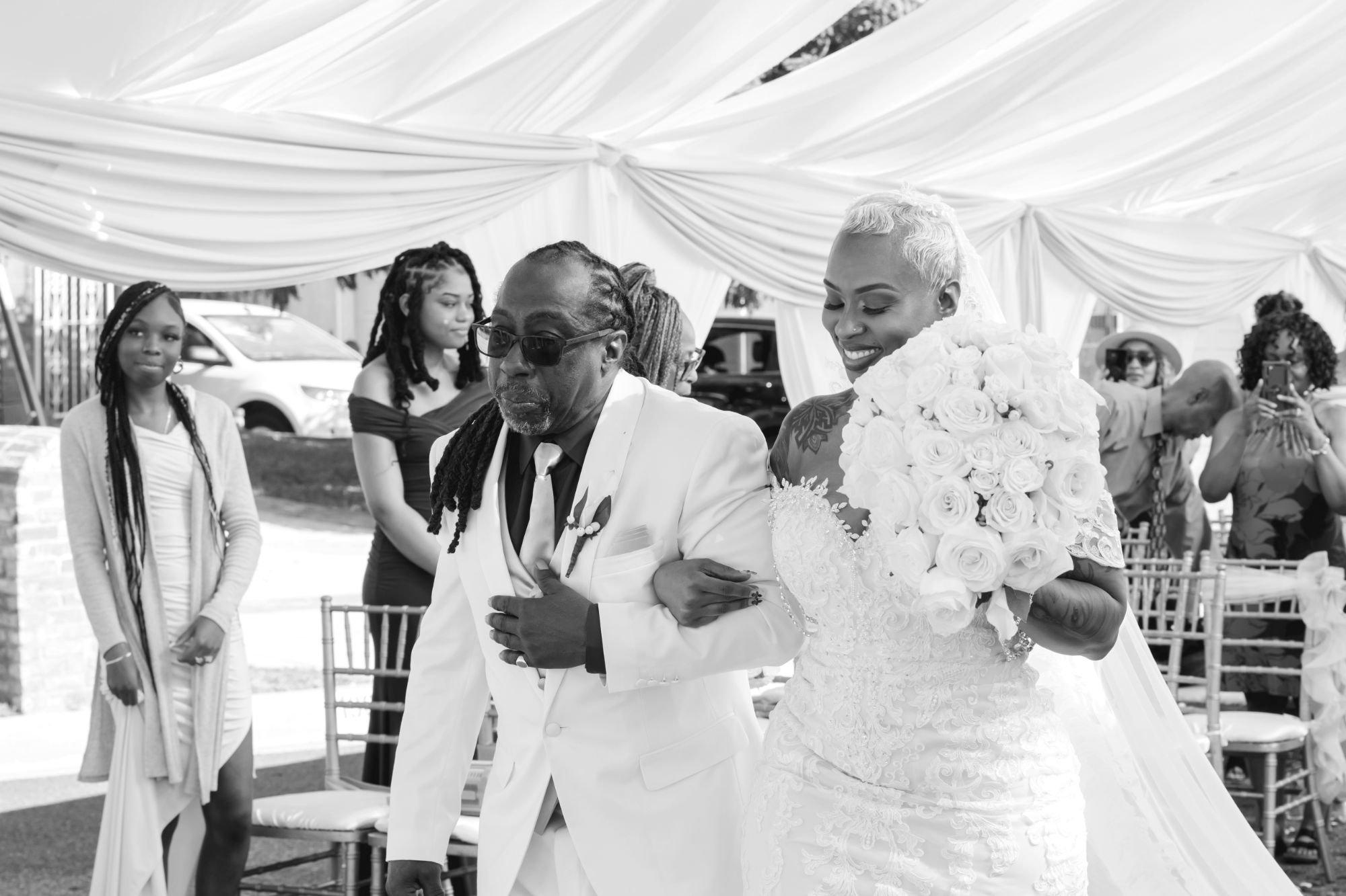 carousel-hero-element image-0